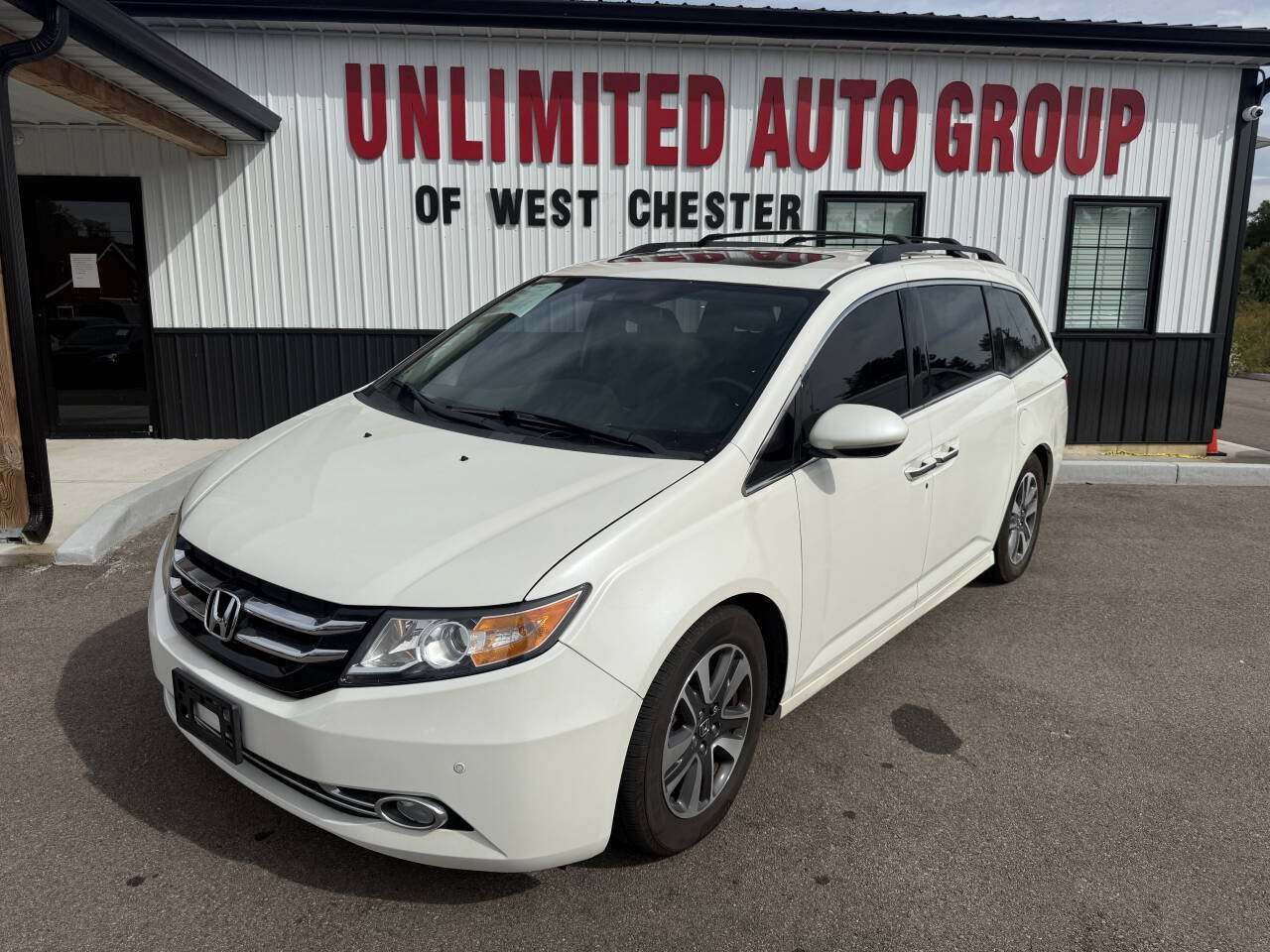 Used 2014 Honda Odyssey Touring Elite image 1