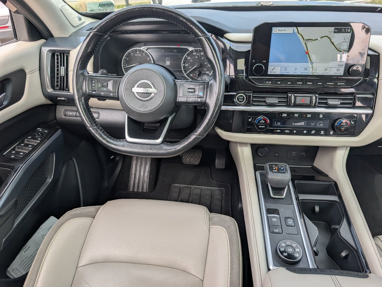 Used 2022 Nissan Pathfinder SL w/ SL Premium Package AWD/4WD image 4