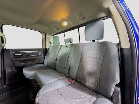 Used 2018 RAM 1500 SLT image 23