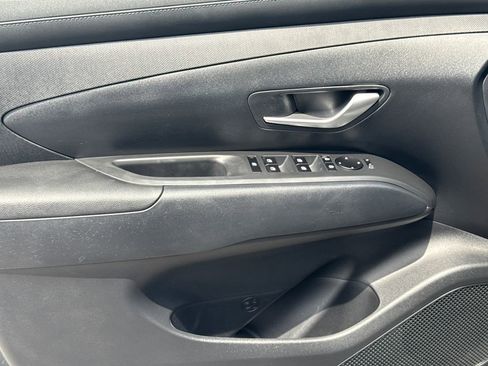 Certified 2025 Hyundai Tucson SEL AWD/4WD image 10