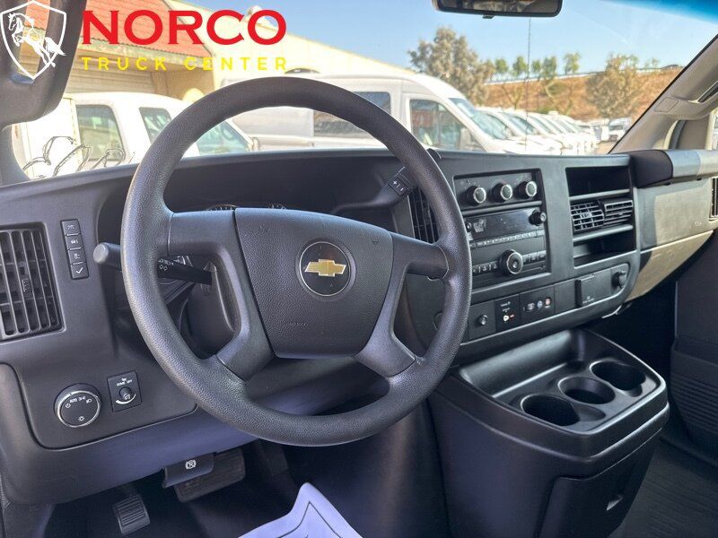 Used 2017 Chevrolet Express 2500 RWD image 19