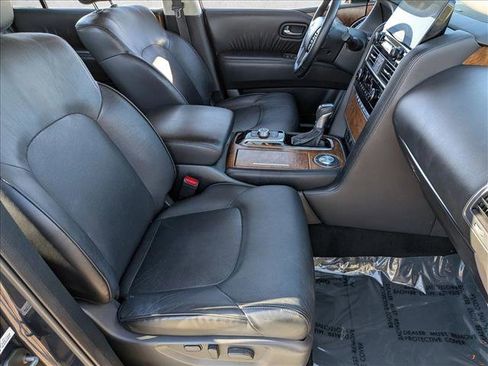 Used 2024 Nissan Armada SL w/ Captain's Chairs Package image 23