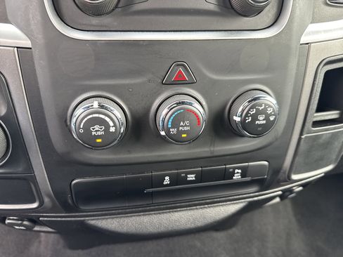 Used 2024 RAM 1500 Classic Warlock image 33