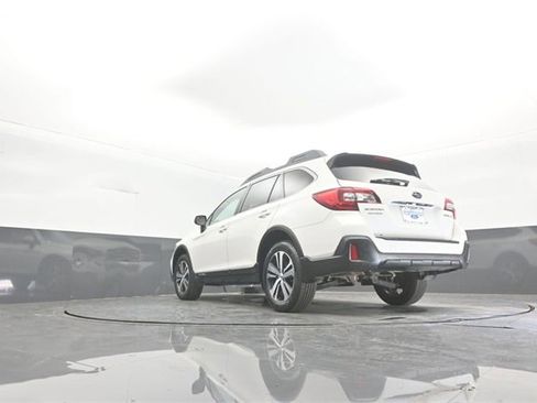 Used 2018 Subaru Outback 2.5i Premium image 29