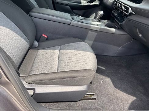 Used 2026 Nissan Sentra SV w/ Floor Mat Package FWD image 11