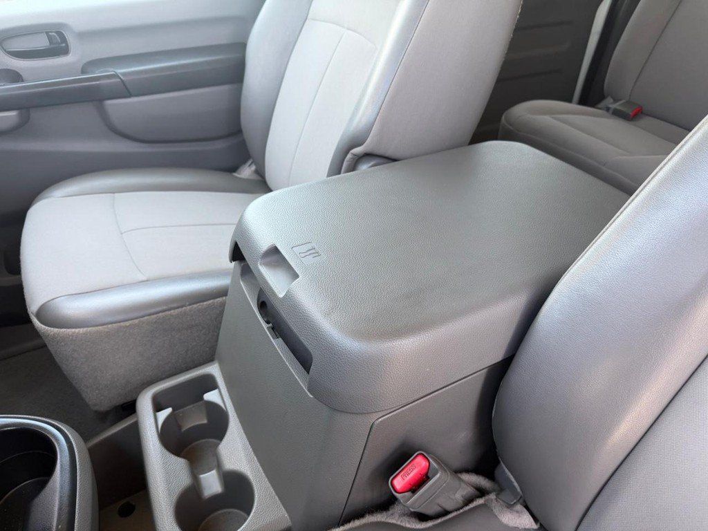 Used 2015 Nissan NV 3500 SV w/ Technology Package RWD image 44