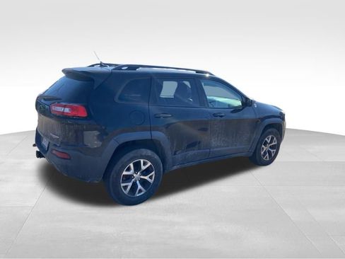 Used 2015 Jeep Cherokee Trailhawk w/ Comfort/Convenience Group image 12