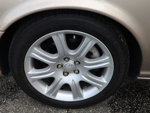 Used 2004 Jaguar XJ8 image 31