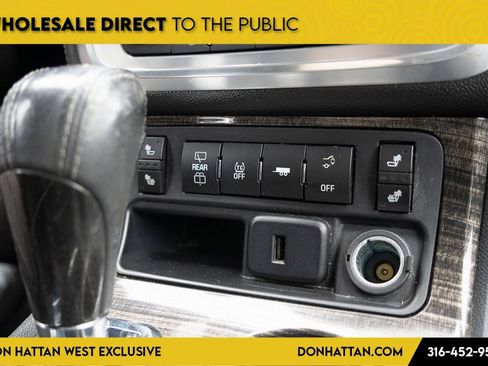 Used 2016 GMC Acadia SLT image 9