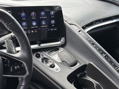 Used 2020 Chevrolet Corvette Stingray Coupe w/ 1LT RWD image 28