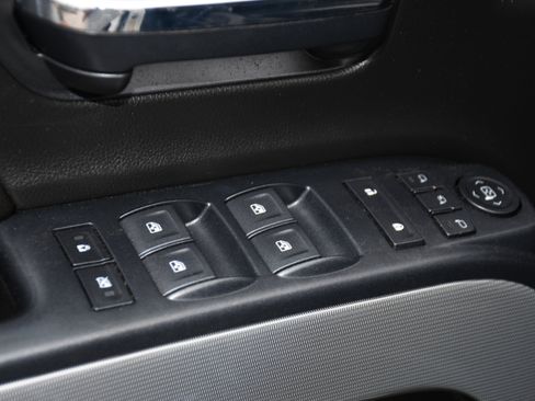 Used 2018 Chevrolet Silverado 1500 LTZ Z71 w/ LTZ Plus Package image 10