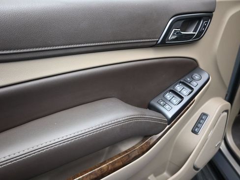 Used 2017 Chevrolet Tahoe LT RWD image 11