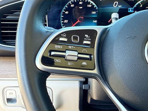 Used 2022 Mercedes-Benz GLE 350 w/ AMG Line Exterior image 37