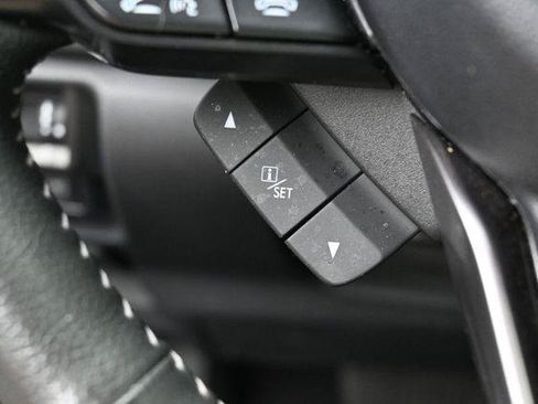 Used 2023 Subaru Forester Touring w/ Popular Package #2 AWD/4WD image 18