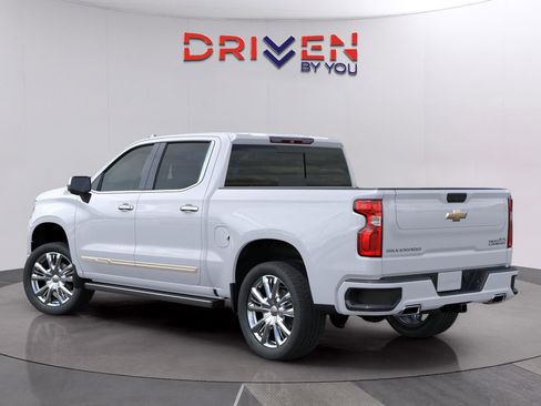 New 2026 Chevrolet Silverado 1500 High Country AWD/4WD image 4