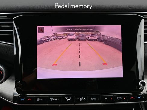 Used 2024 Jeep Wagoneer Series II w/ Flexible Seating Group image 16