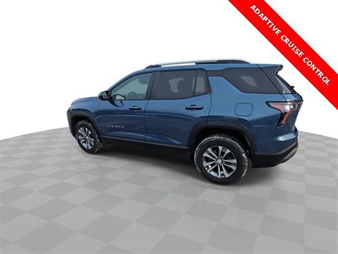 Used 2025 Chevrolet Equinox LT w/ Convenience Package II image 6