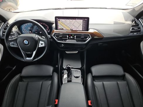 Used 2024 BMW X4 xDrive30i w/ Parking Assistance Package AWD/4WD image 13