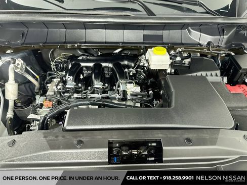 Certified 2026 Nissan Pathfinder SL FWD image 30