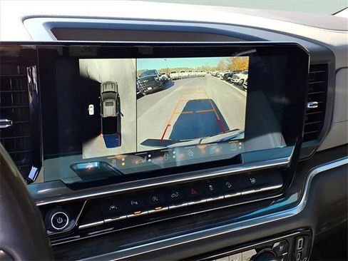 Used 2022 Chevrolet Silverado 1500 LTZ w/ Technology Package image 23