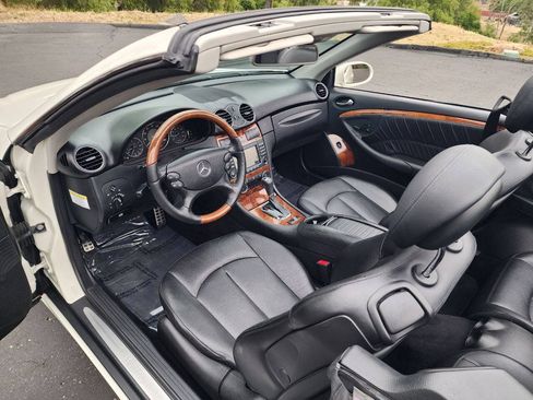 Used 2009 Mercedes-Benz CLK 350 Cabriolet image 18