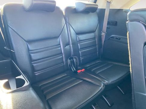Used 2019 Kia Sorento EX image 32