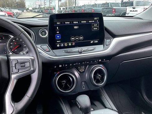 Used 2024 Chevrolet Blazer LT w/ Redline Edition image 9