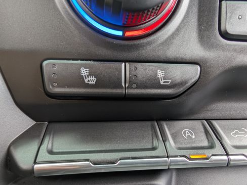 Used 2021 Chevrolet Silverado 1500 RST image 31