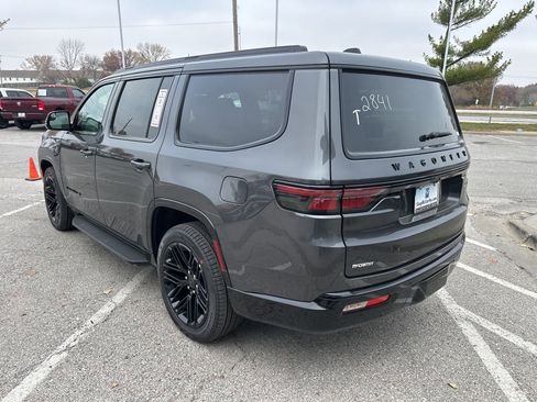 New 2025 Jeep Wagoneer Series II w/ Convenience Group I image 24