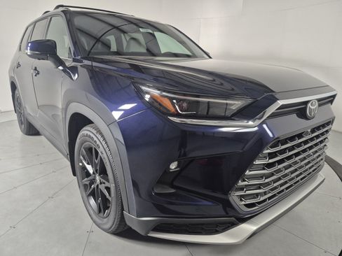 New 2026 Toyota Grand Highlander AWD Hybrid image 6