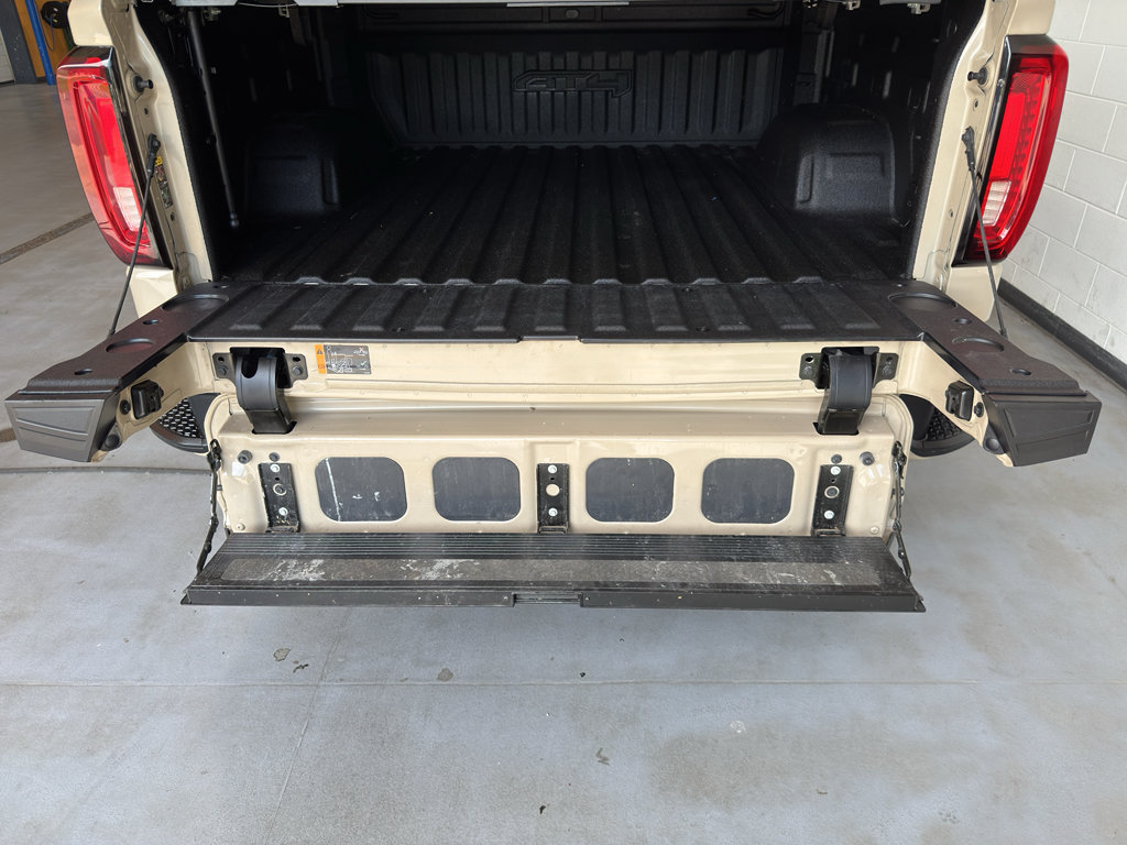 Used 2022 GMC Sierra 1500 AT4 w/ AT4 Premium Package AWD/4WD image 24