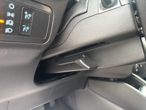 Used 2022 Ford Escape SEL w/ SEL Stealth AWD Package image 24