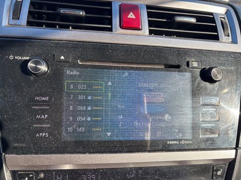 Used 2017 Subaru Outback 2.5i Limited image 50