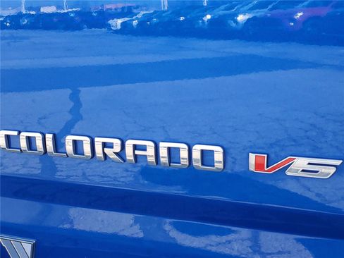 Used 2018 Chevrolet Colorado Z71 image 8