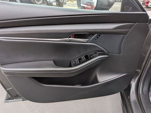 Used 2025 MAZDA MAZDA3 s image 11