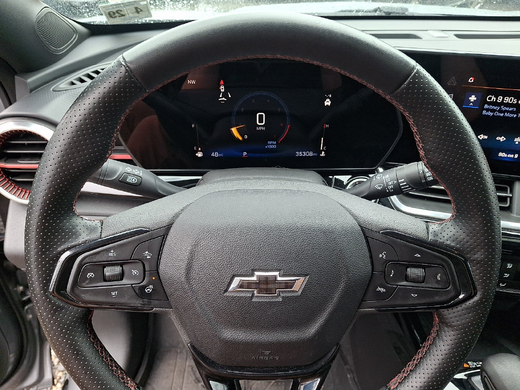 Used 2024 Chevrolet Trax RS w/ Sunroof Package FWD image 19