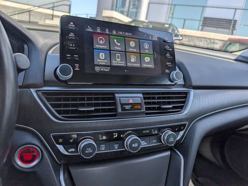 Used 2022 Honda Accord Touring image 18