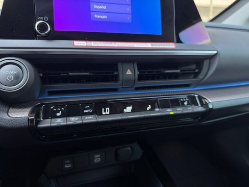 New 2025 Toyota Prius XLE image 27