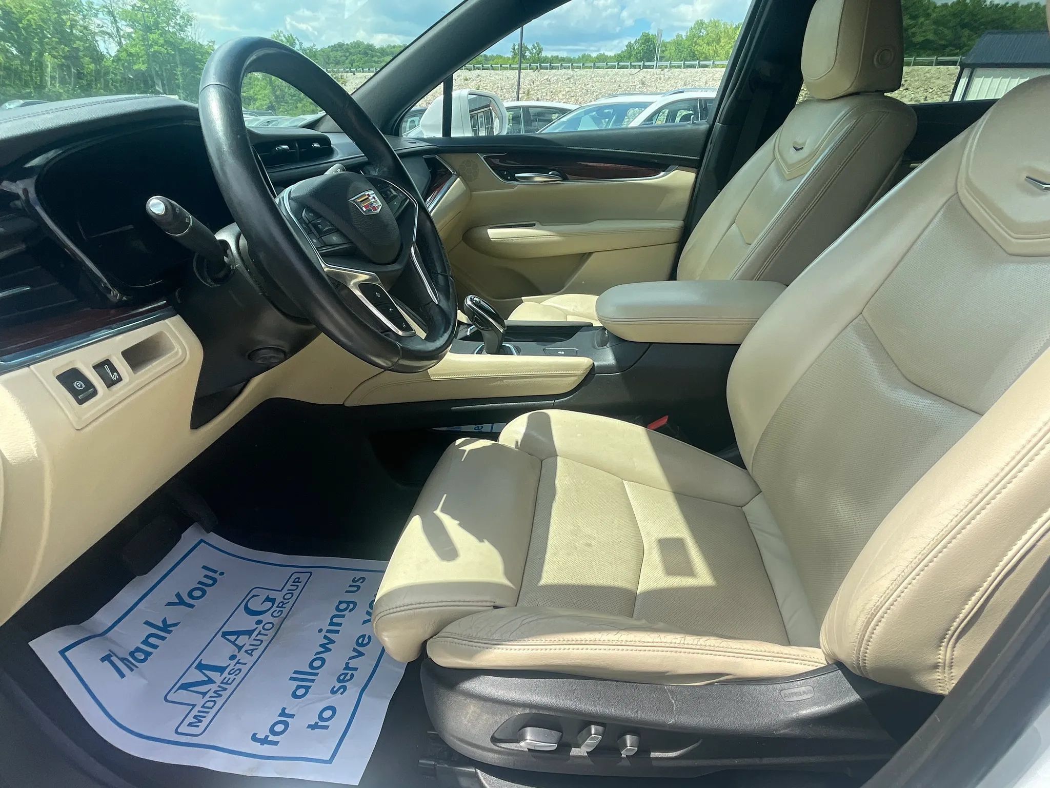 Used 2017 Cadillac XT5 Luxury w/ Driver Awareness Package FWD image 23