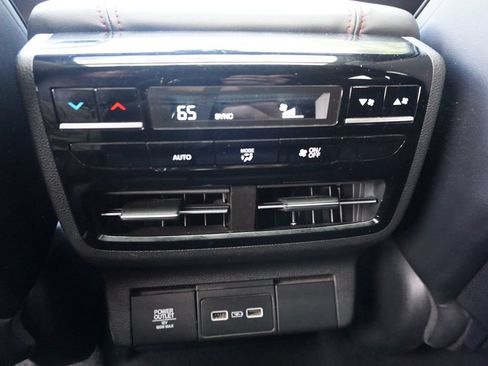 Used 2022 Acura MDX A-Spec AWD/4WD image 15