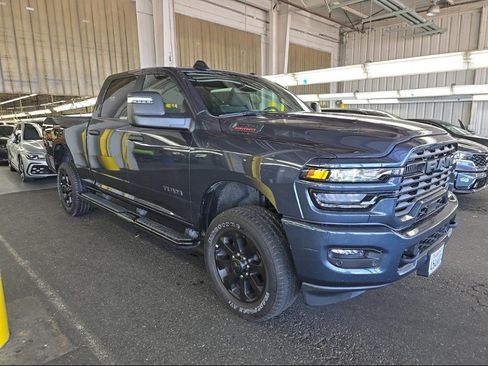 Used 2026 RAM 2500 Big Horn AWD/4WD image 2