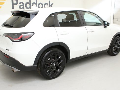Used 2023 Honda HR-V Sport image 8