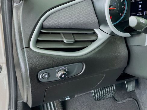 Used 2024 Chevrolet Malibu LT image 13