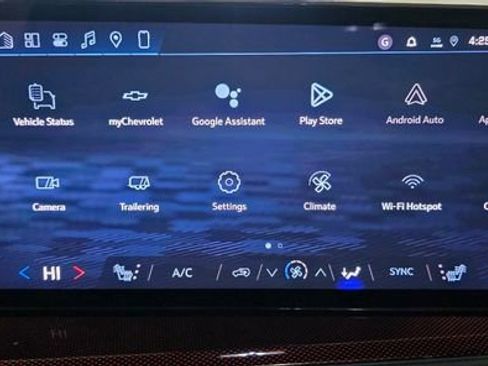 New 2026 Chevrolet Traverse Z71 w/ Driver Confidence Package image 19
