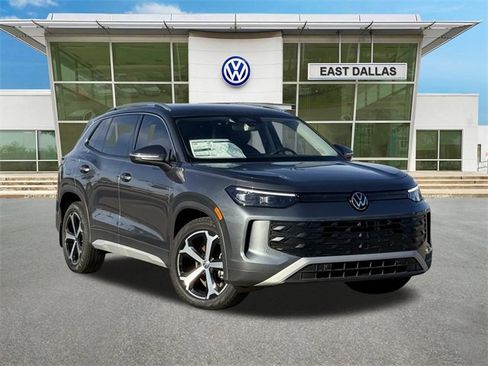 New 2026 Volkswagen Tiguan SE image 1