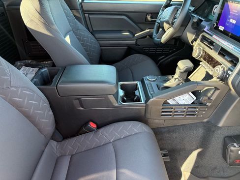 New 2025 Toyota Tacoma SR5 image 12