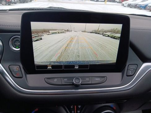 Used 2023 Chevrolet Blazer LT image 14