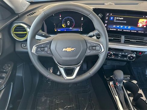 New 2026 Chevrolet Trax LT w/ Driver Confidence Package image 19