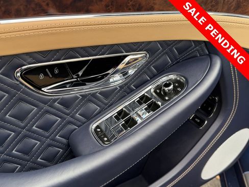 Used 2023 Bentley Continental GT Azure image 42
