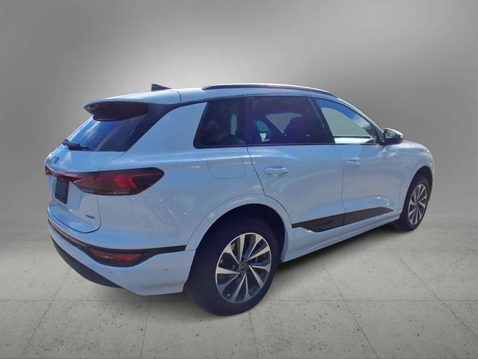 Used 2025 Audi Q6 e-tron Premium w/ Convenience Package AWD/4WD image 8